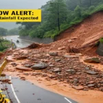 उत्तराखंड में बारिश का कहर जारी: मसूरी-देहरादून मार्ग भूस्खलन से बंद, कई जिलों में येलो अलर्ट