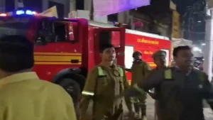 a-powerful-explosion-occurred-near-the-markaz-mosque-in-mishri-bazaar