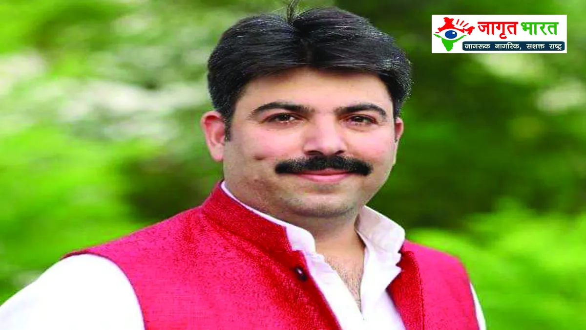 deoria-mla-scolds-inspector-bjp-worker-misbehavior-video