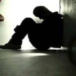 कर्ज के बोझ तले दबी जिंदगी: देवरिया में लोन की किस्त न चुका पाने से परेशान ट्रक मालिक ने फंदा लगाकर की खुदकुशी