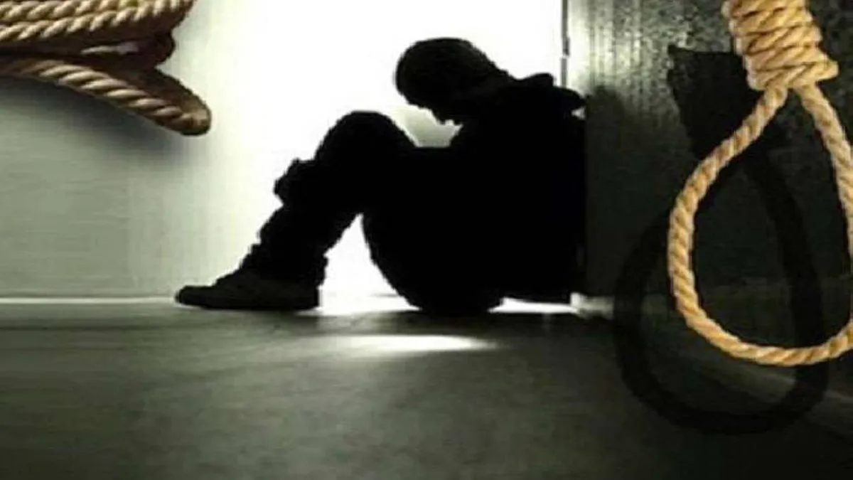 deoria-truck-owner-suicide-due-to-loan-stress