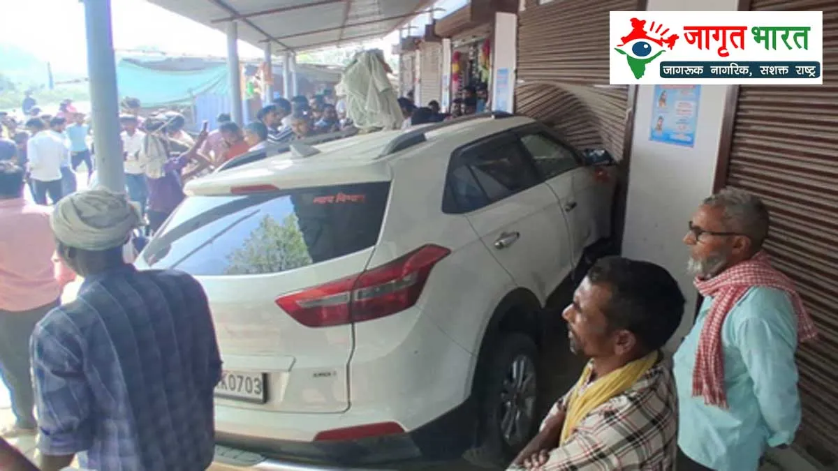 kushinagar-ramkola-car-accident-bike-injured