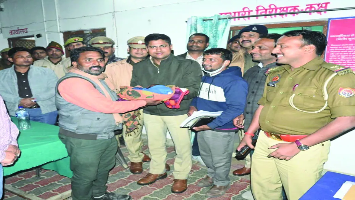 kushinagar-stolen-baby-recovered-pradhan-police