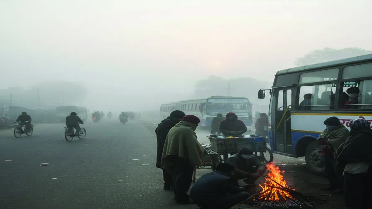 deoria-cold-wave-weather-impact-roadways-bus-news