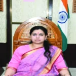 देवरिया में ई-ऑफिस लागू न करने पर सख्ती: 28 अधिकारियों का वेतन रोका, डीएम दिव्या मित्तल का कड़ा आदेश