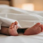 आगरा : झोलाछाप का जानलेवा इलाज! फोड़ा बताकर नवजात की नाभि में लगा दिया चीरा, पेट से बाहर निकल आईं आंतें