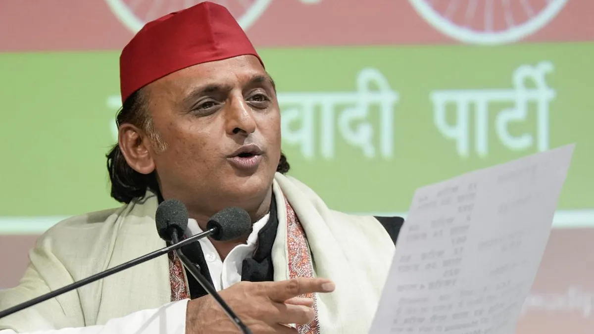 akhilesh-yadav-questions-eci-credibility-voter-list-revision-up
