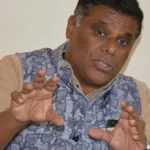 गुवाहाटी में सड़क हादसा: अभिनेता आशीष विद्यार्थी और पत्नी रुपाली बरुआ घायल, हालत स्थिर