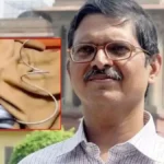 सीने में दर्द के बाद बिगड़ी तबीयत, पूर्व IPS अमिताभ ठाकुर बीआरडी मेडिकल कॉलेज से लखनऊ रेफर