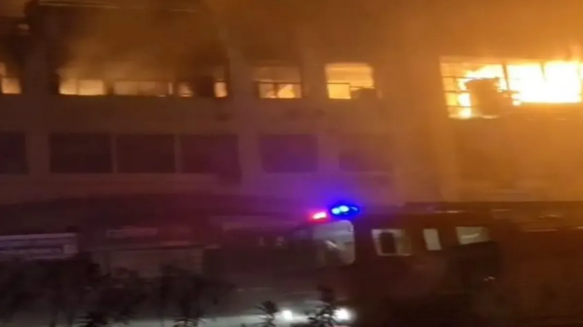 gorakhpur-sales-tax-building-fire-taramandal