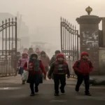 यूपी में आज से बदले समय पर खुलेंगे माध्यमिक स्कूल, प्राथमिक विद्यालयों में 14 जनवरी तक अवकाश; 3 जनवरी को फिर छुट्टी