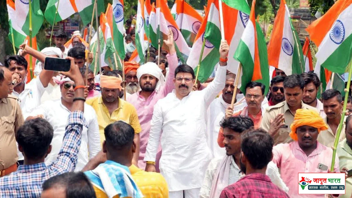 BJP took out a rally in Deoria.